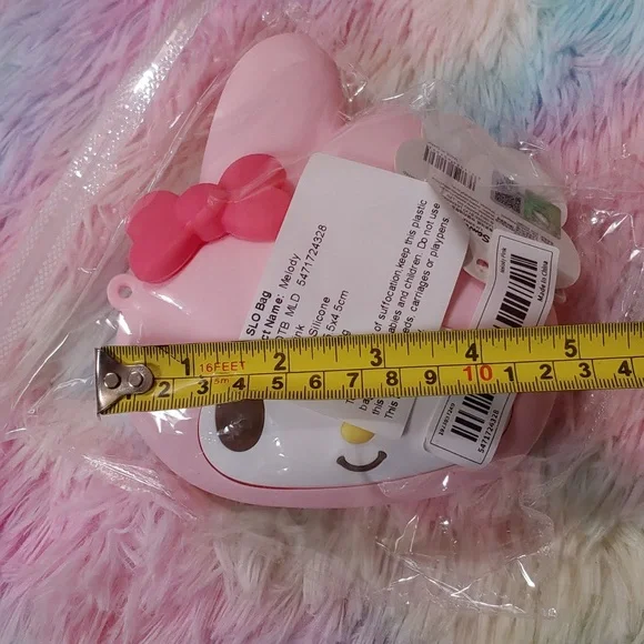 Sanrio 🆕 My Melody Small Silicone Crossbody Bag - Picture 9 of 10